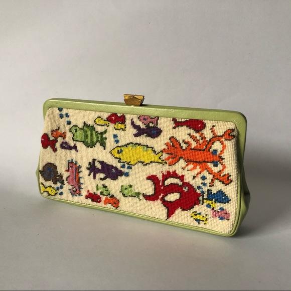 Vintage Handbags - VINTAGE Colourful Oceanscape Clutch Bag